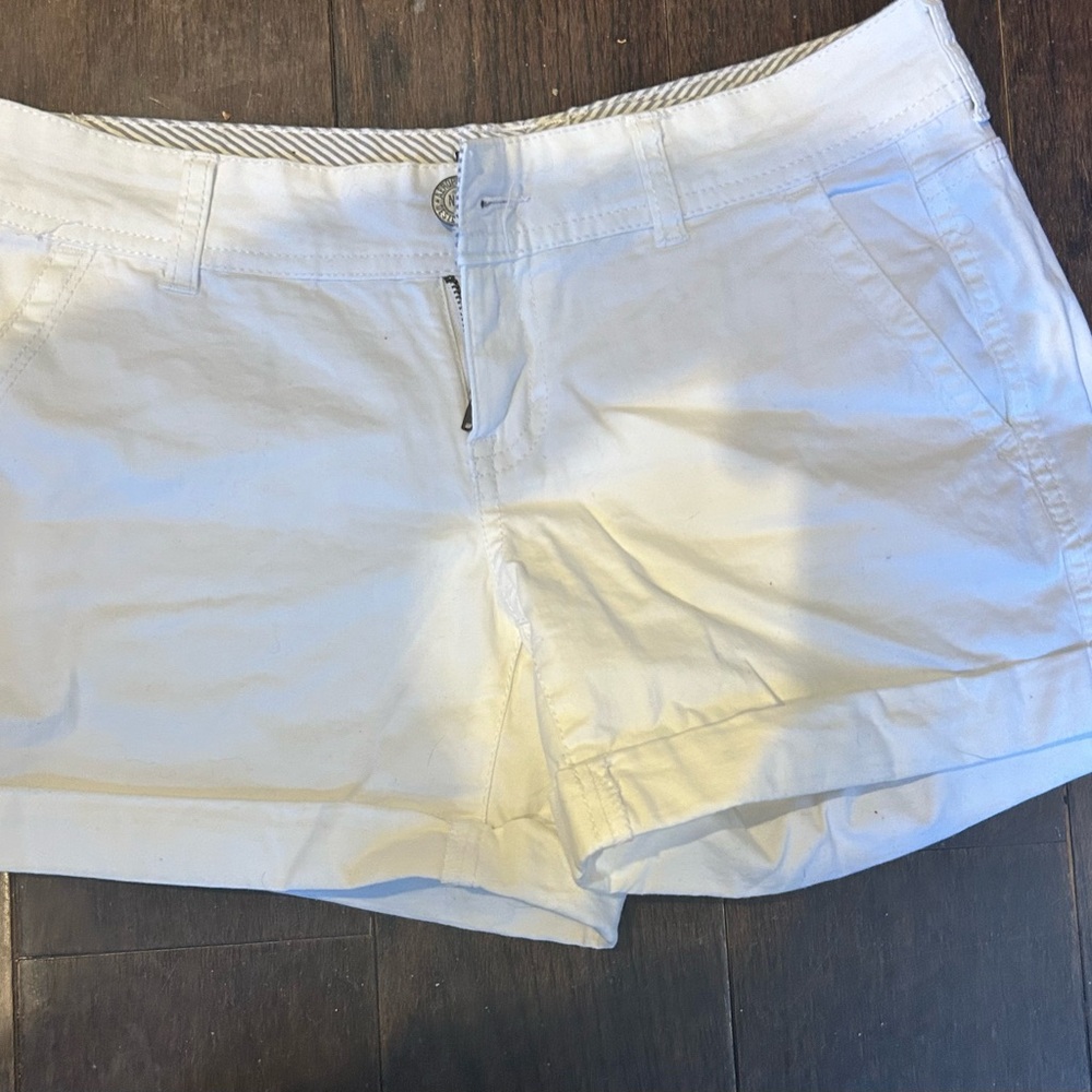 Girls White Aeropostale Shirts- Size 00